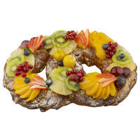 143. Jubilee pretzel with fruits