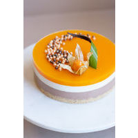 25. MINI Mango with almond praline